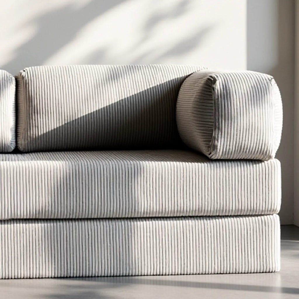 Sofá Cama Bloom - Sofá na Caixa + Apoio de Pé Bloom Tecido Boucle Cinza