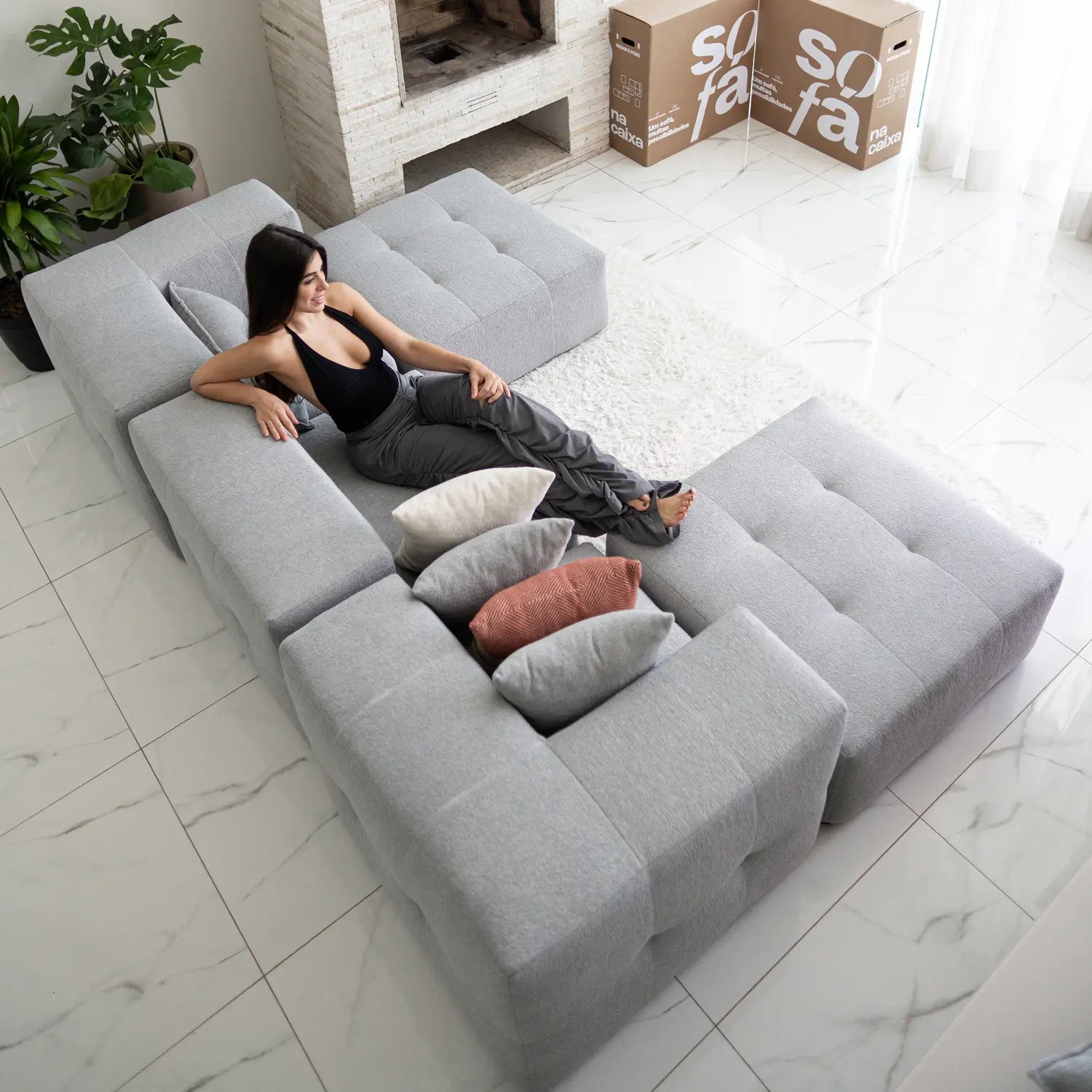 Sofá na Caixa modular 3 lugares em Boucle sem braço com chaise - Cinza