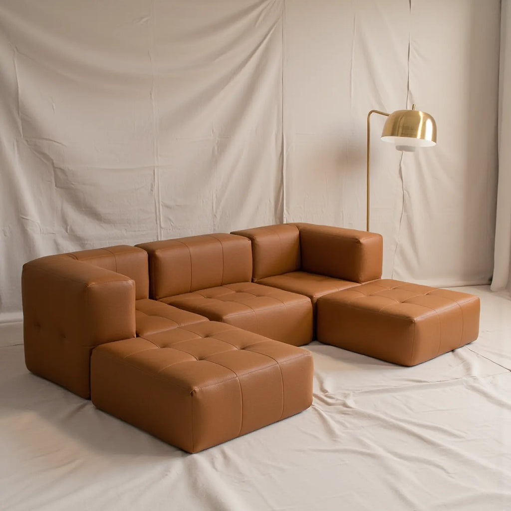 Sofá na Caixa modular 3 lugares sem braço com chaise - Poli-Couro